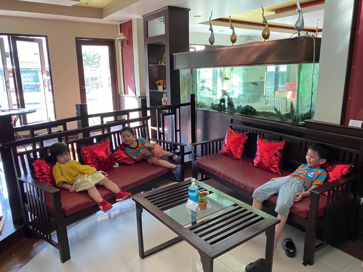 Noble Place Chiangmai Чиангмай Екстериор снимка
